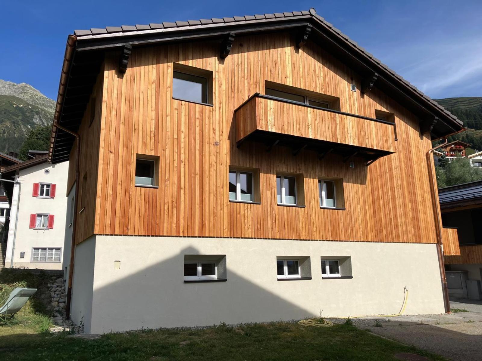 Yeti Lodge Sedrun Buitenkant foto